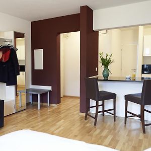 Studio met een King Size Bed